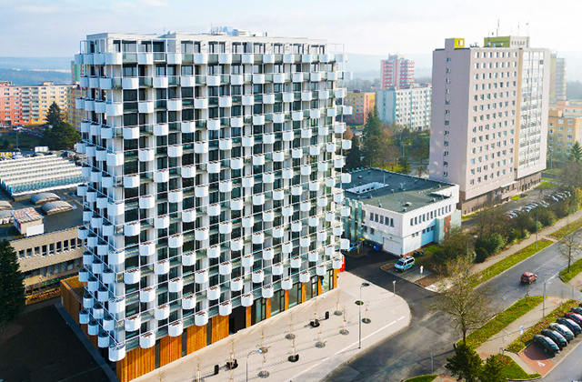 15-Bytovy-dum-u-Borskeho-parku-v-Plzni