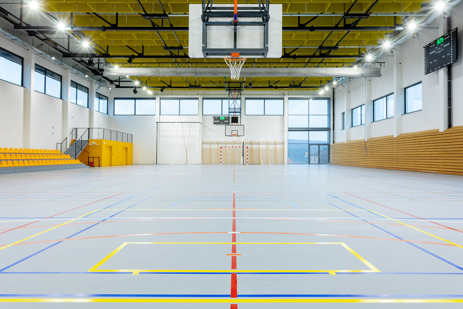 7_sportovni-hala-zs-dysina