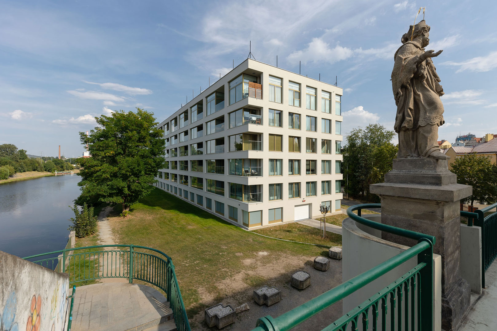 2_bd-truhlarska-1.jpg