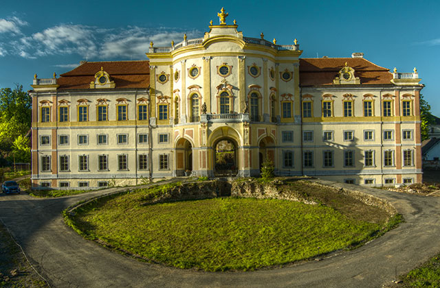 Zamek-Tynec-narodni-kulturni-pamatka