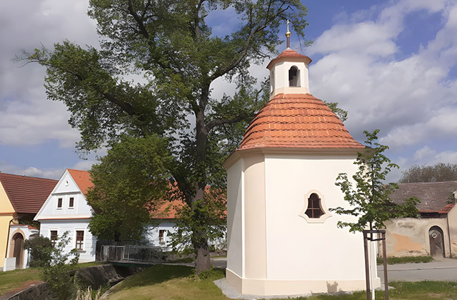 nahled-bozkov-kaple-na-navsi-stavebni-upravy
