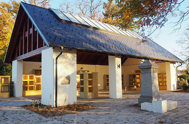 nahled-kolumbarium-bor-s-pietnim-prostorem