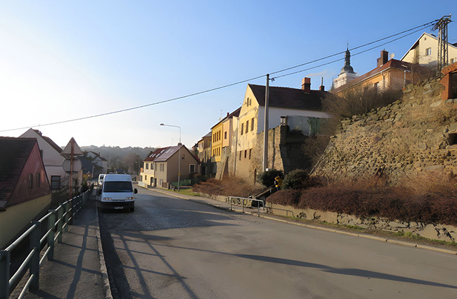 nahled-revitalizace-a-stavebni-upravy-plzenske-ulice-ve-stribre