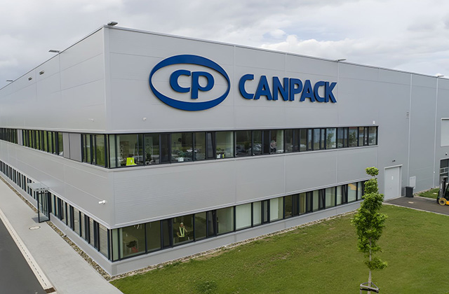 nahled-vyrobni-hala-na-vyrobu-hlinikovych-plechovek-canpack-czech-ve-stribre